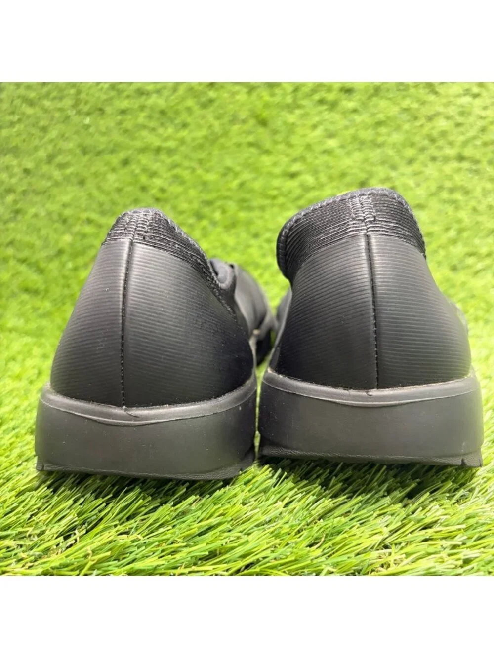 OOFOS OOmg Fibre Low Mens Size 11 Black Casual Walking Slip On Recovery Shoes